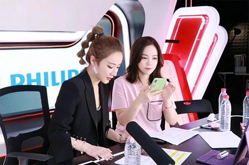 李佳琦最新活动引领美妆潮流新风尚