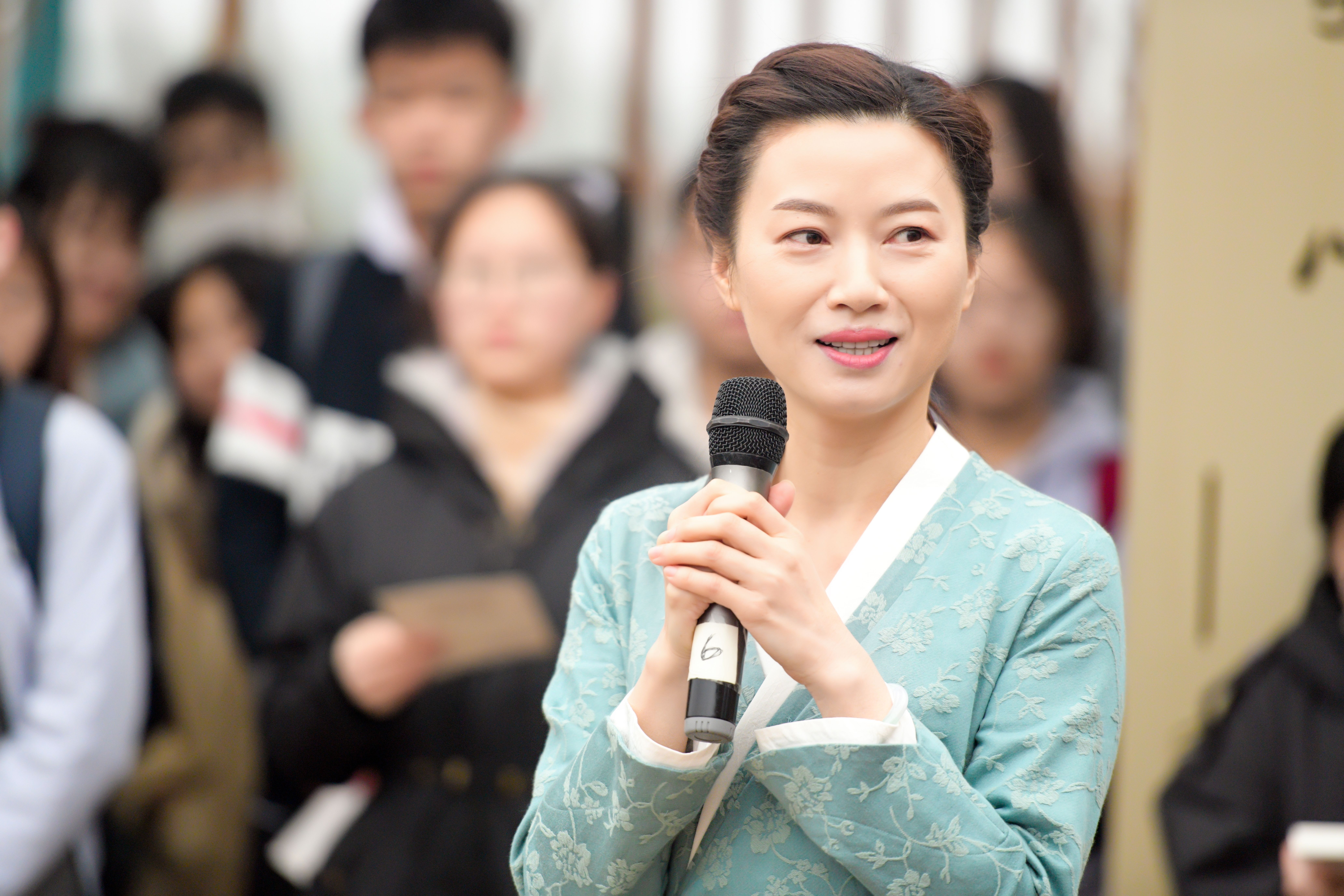杨雨最新讲座，深度解读文学经典，引领文化新潮流